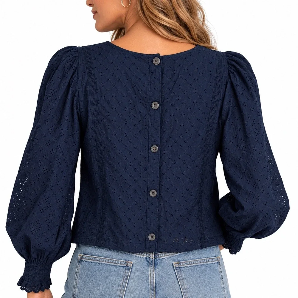 Madewell Eyelet Button Back Top Navy Blue Women Size 8 Puff Sleeve Smocked Cuff